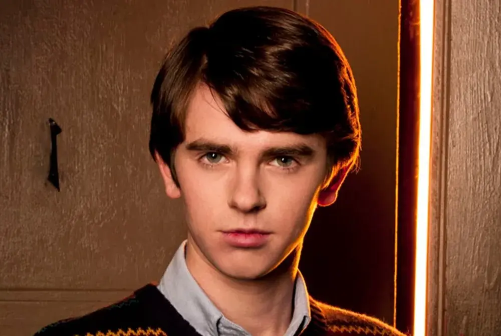 Freddie Highmore - Filmy i Seriale, które warto znać