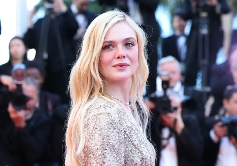 Elle Fanning - Jak oglądać jej filmy i seriale?
