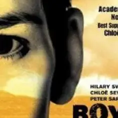 Plakat filmu "Boys Don't Cry" z Hilary Swank. Widać zbliżenie oka i fragment twarzy, a także napisy o nominacji do Oscara dla Chloë Sevigny.