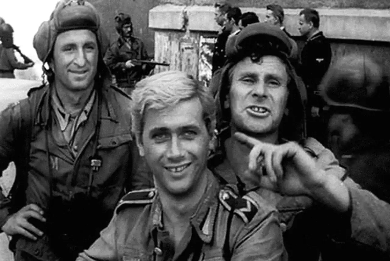 Czterej pancerni i pies obsada: Janek, Gustaw i Szarik w akcji.